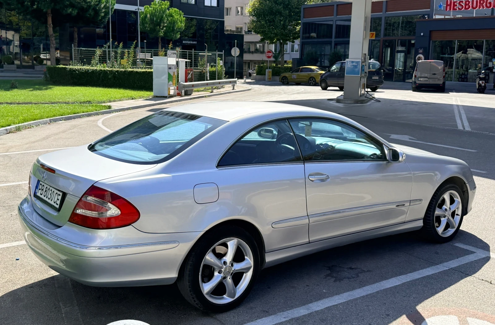Mercedes-Benz CLK 240 , снимка 7 - Автомобили и джипове - 56066084
