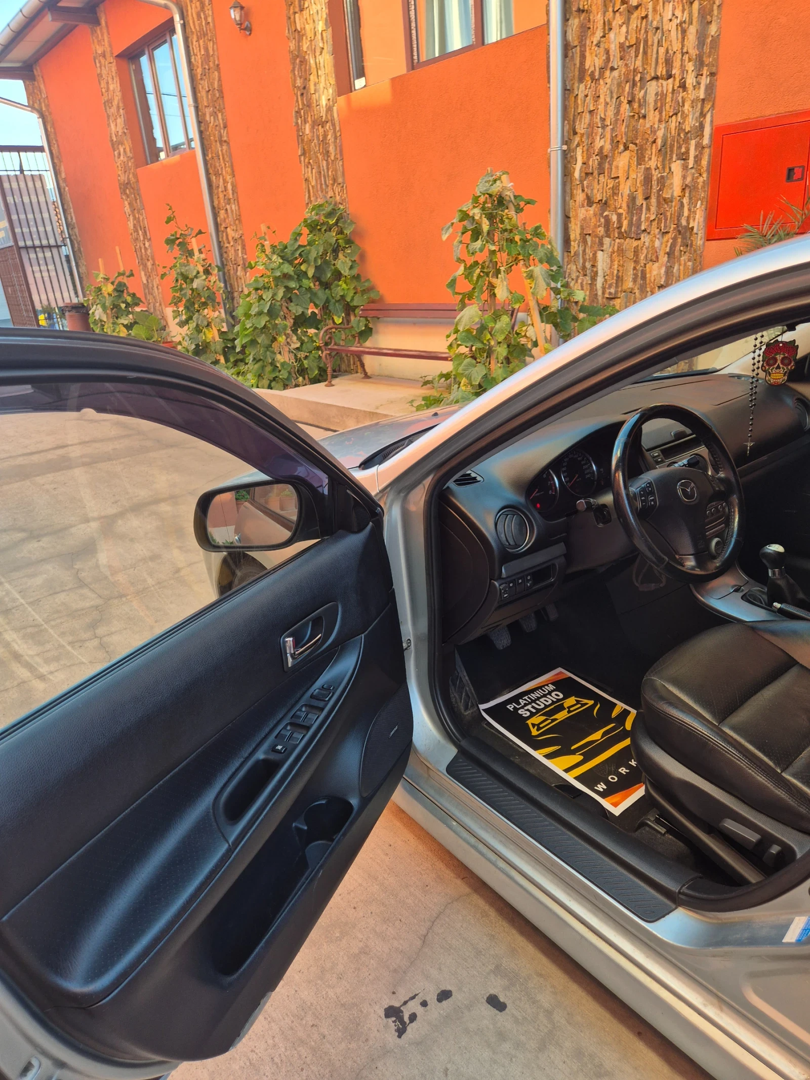 Mazda 6 2.3, снимка 9 - Автомобили и джипове - 56073823