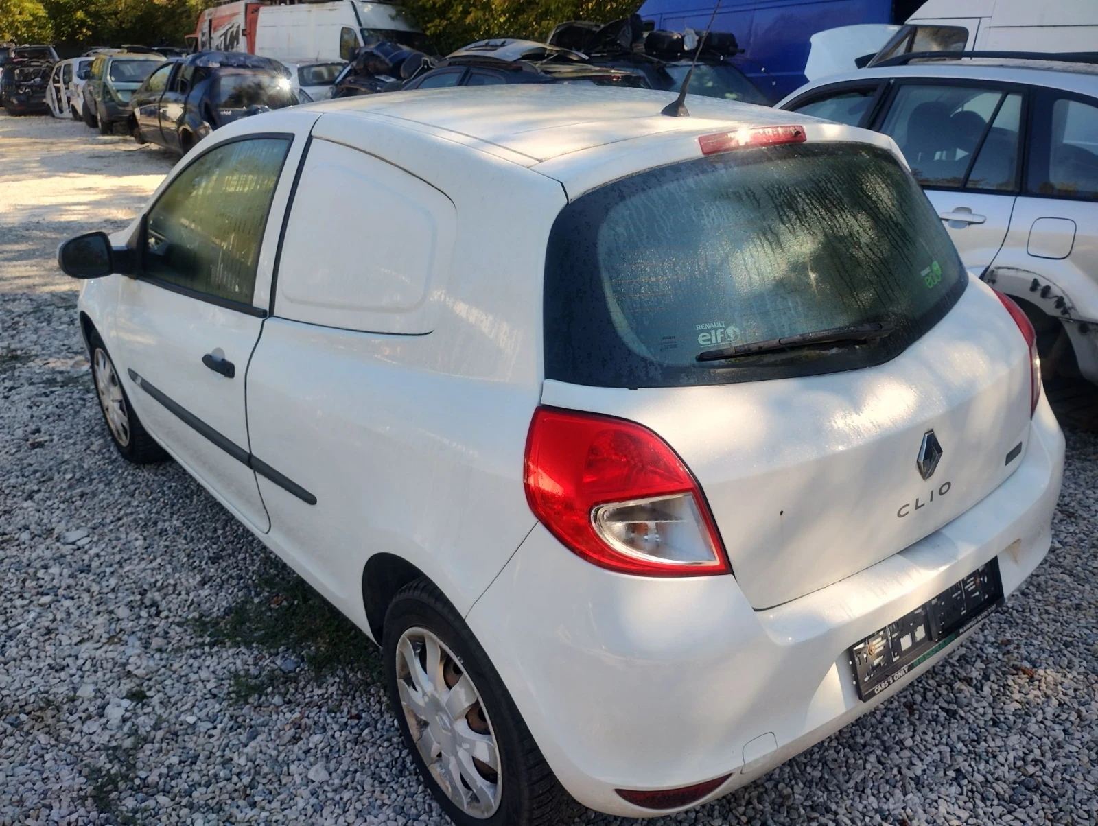 Renault Clio 1.5dci, снимка 2 - Автомобили и джипове - 56112189