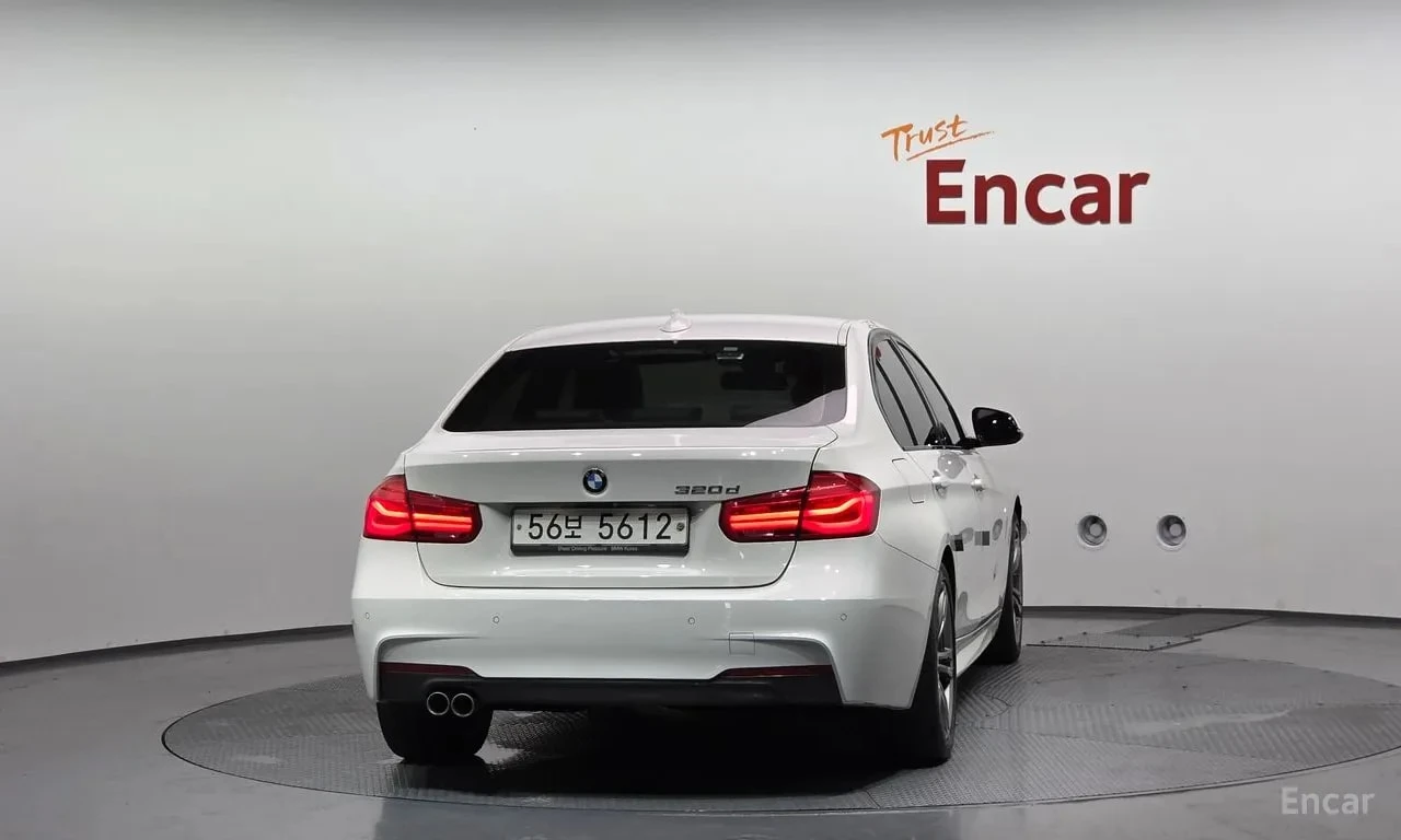BMW 320 d M Sport/ПОДГРЕВ/ЛЕНТИ/ХЕДЪП, снимка 4 - Автомобили и джипове - 56131507