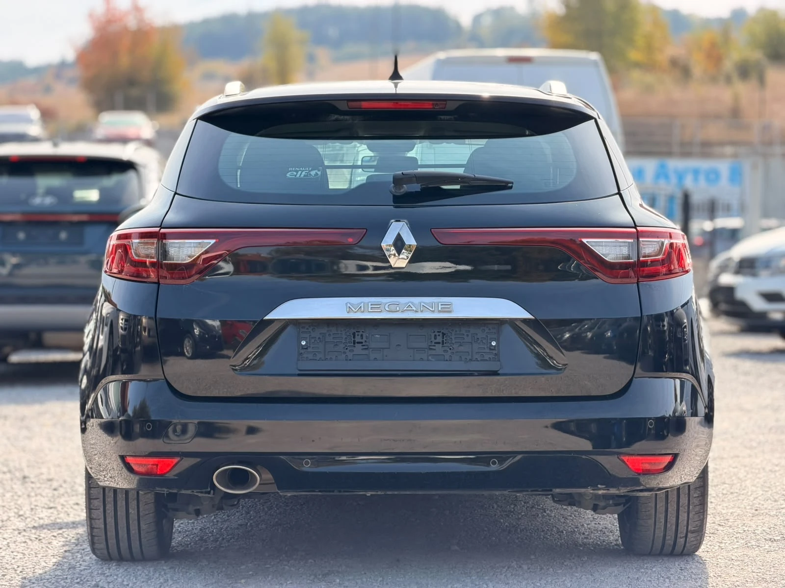 Renault Megane 1.5DCI, снимка 9 - Автомобили и джипове - 56432445