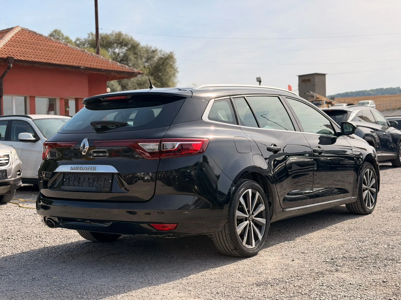 Renault Megane 1.5DCI, снимка 5 - Автомобили и джипове - 56432445