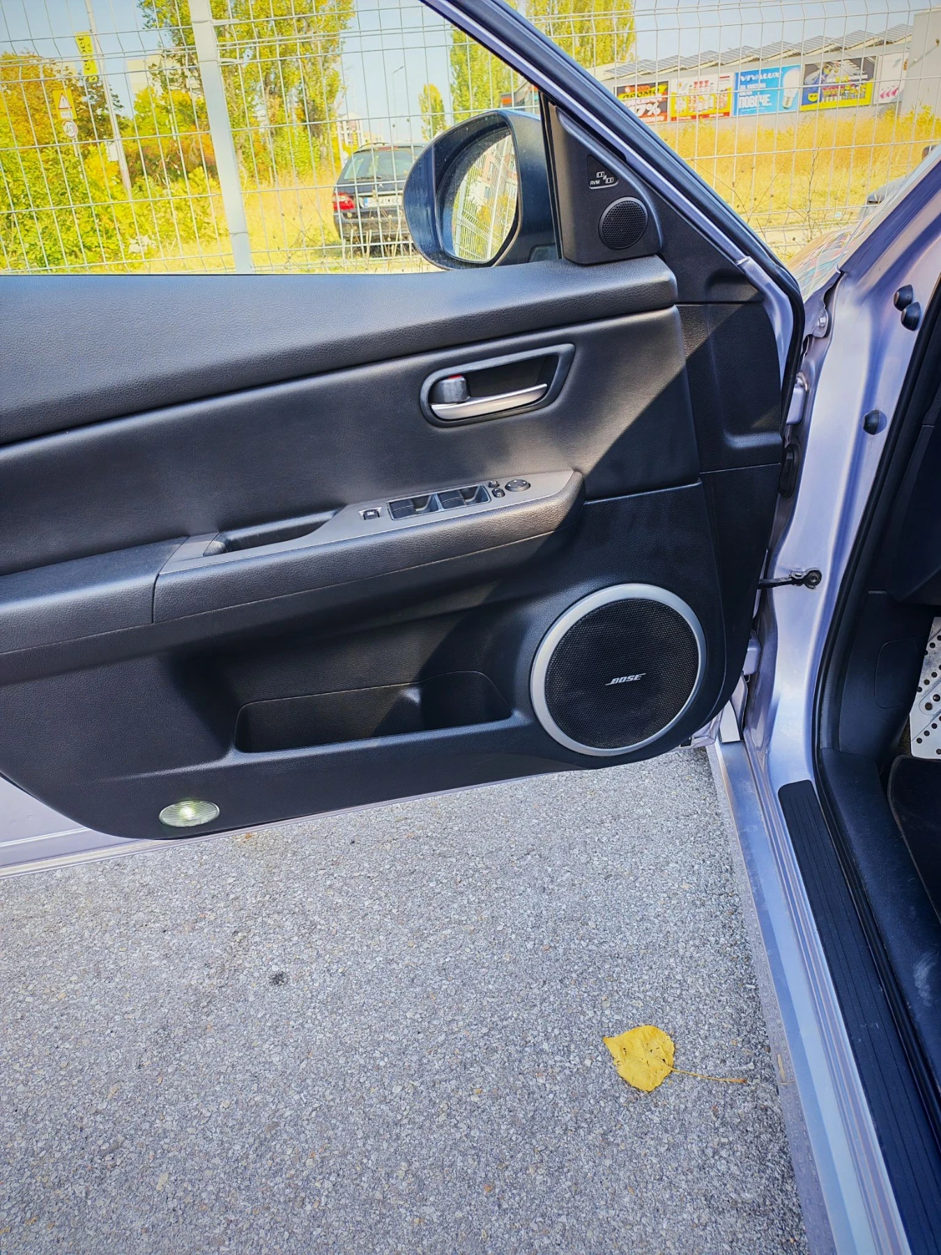 Mazda 6 2.5 170кс, снимка 13 - Автомобили и джипове - 56442295