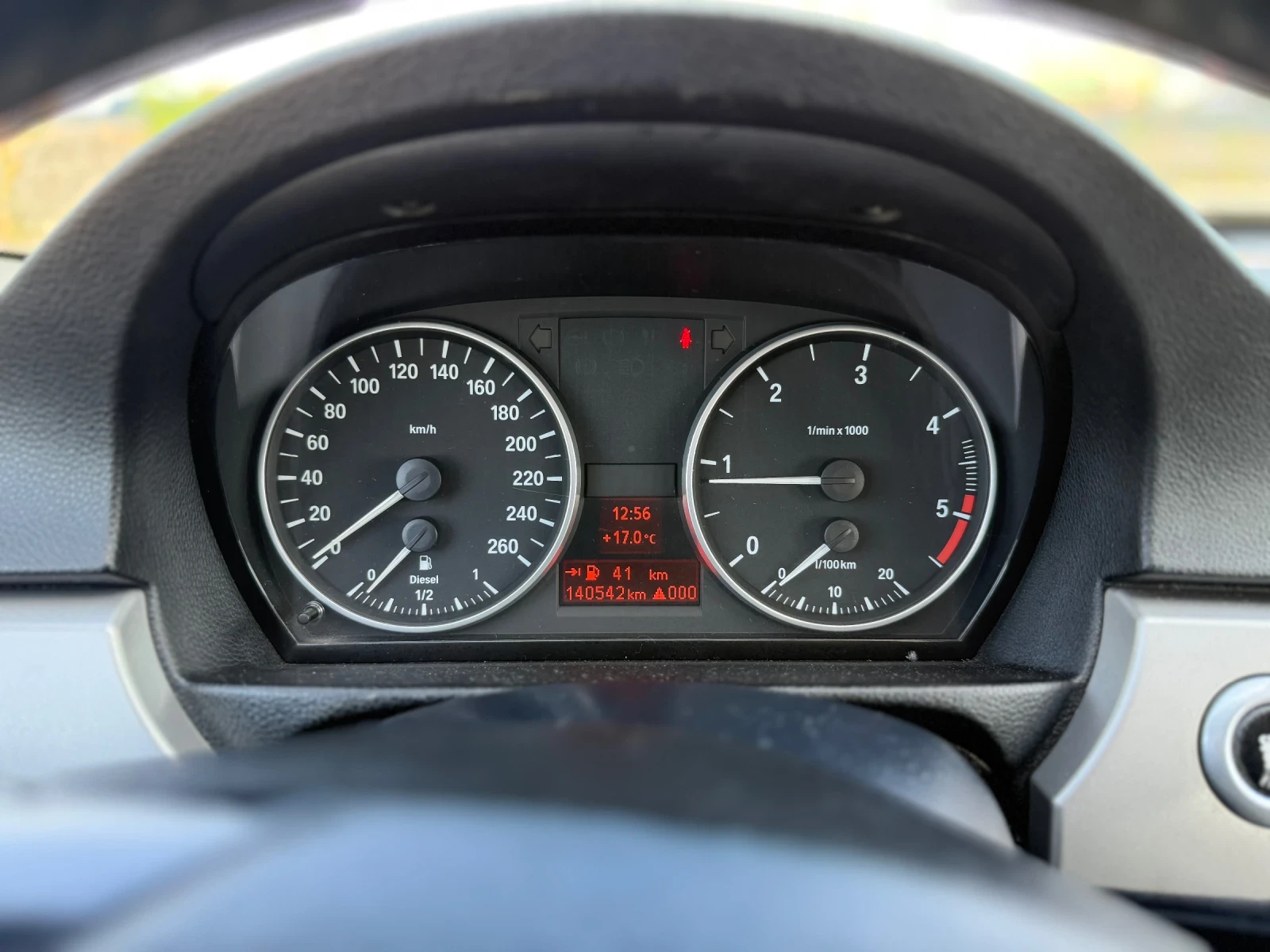 BMW 318 2.0D, снимка 12 - Автомобили и джипове - 56578163