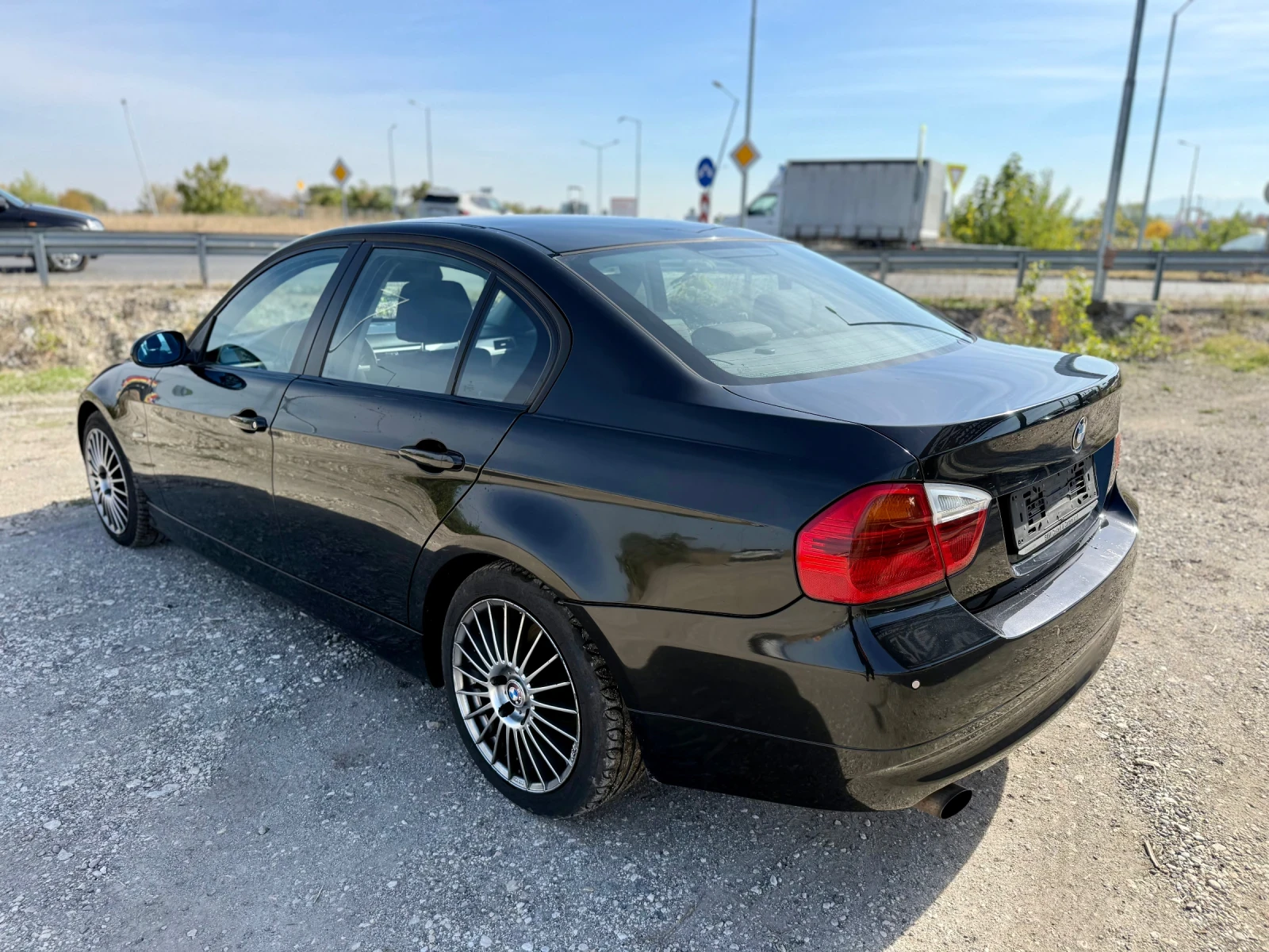 BMW 318 2.0D, снимка 5 - Автомобили и джипове - 56578163