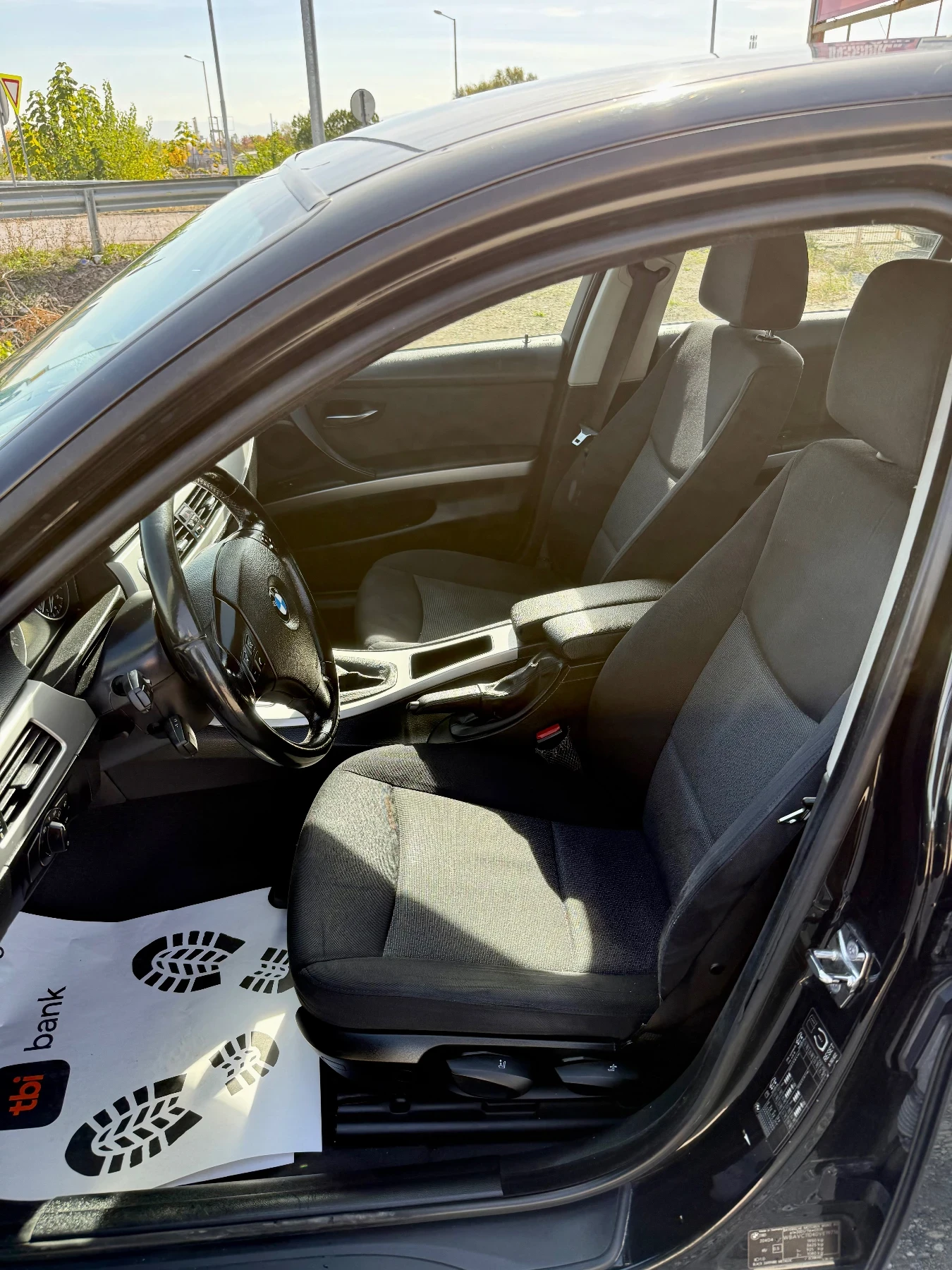 BMW 318 2.0D, снимка 9 - Автомобили и джипове - 56578163