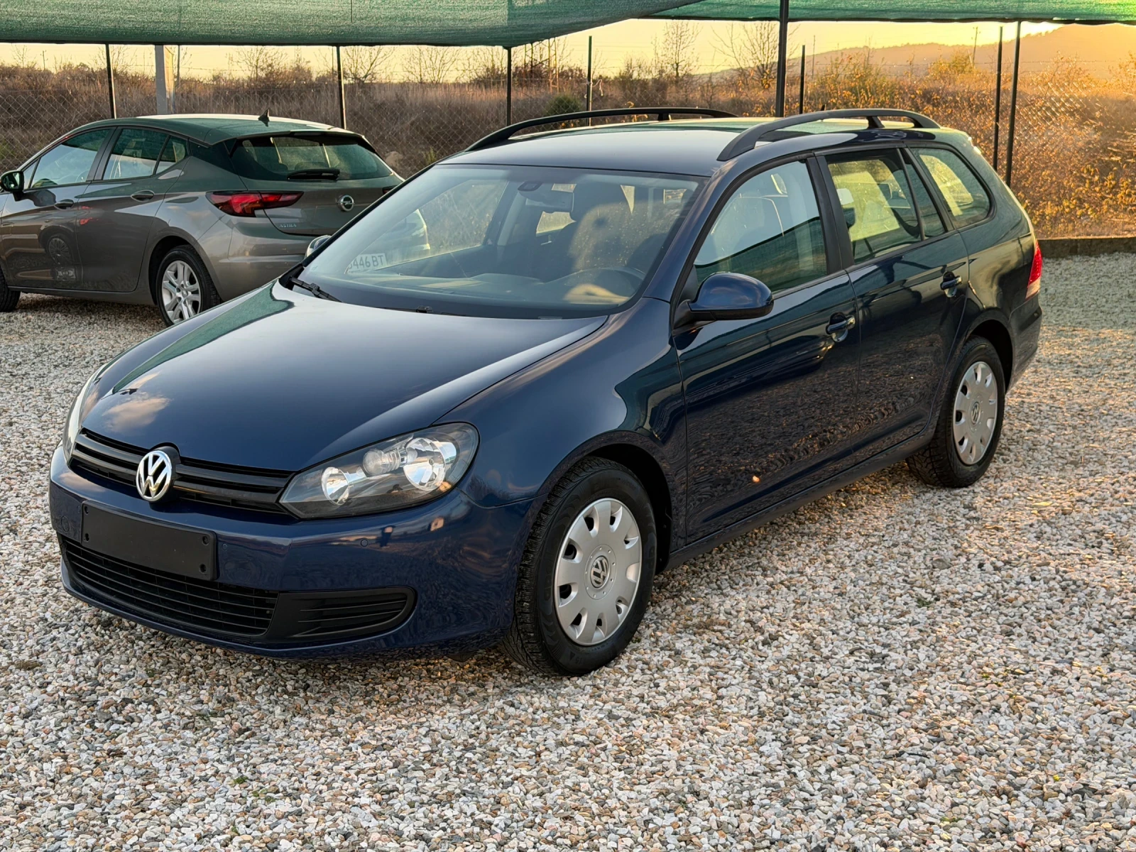 VW Golf Variant 1, 6 TDI, снимка 5 - Автомобили и джипове - 56626429