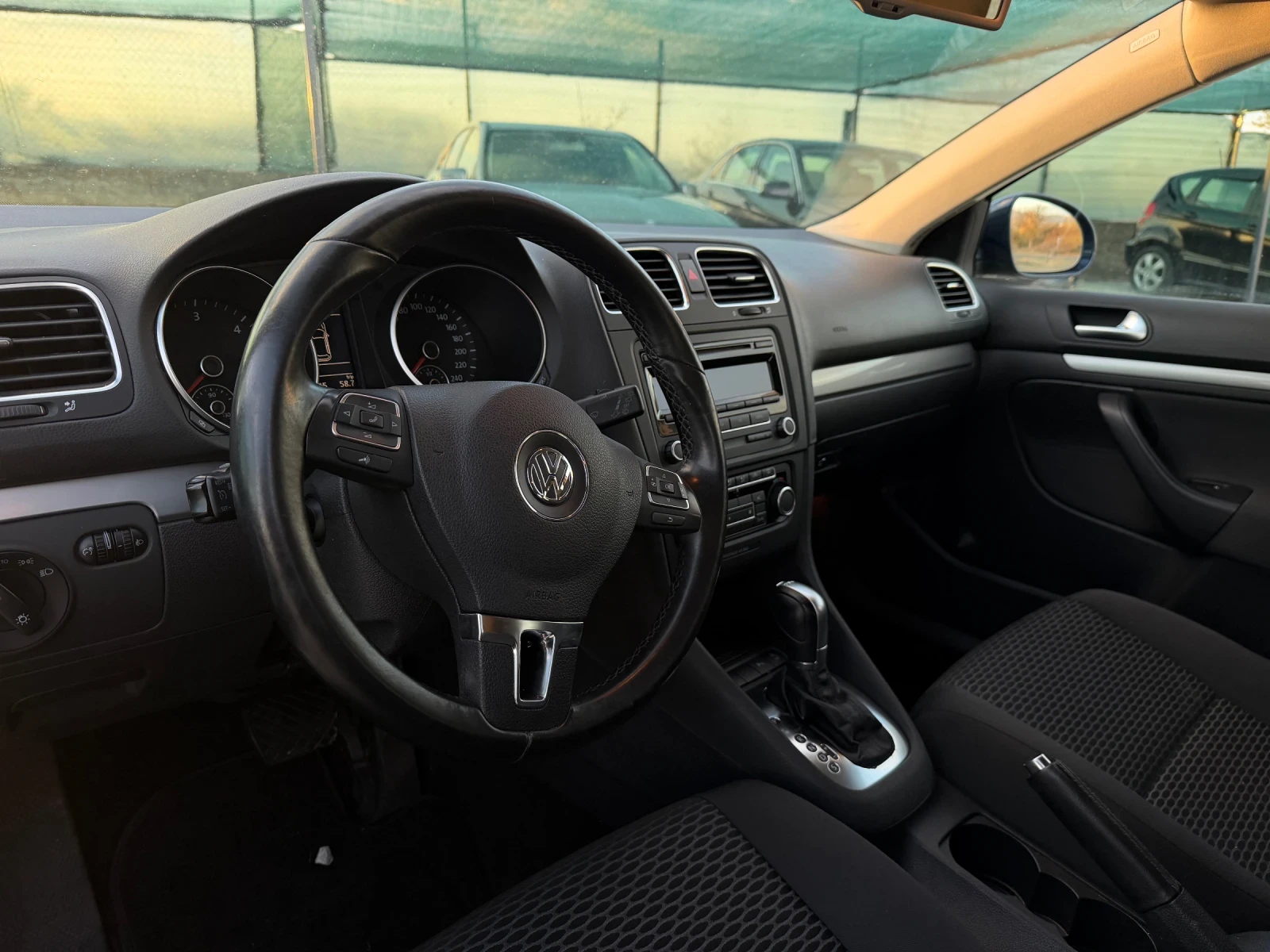 VW Golf Variant 1, 6 TDI, снимка 10 - Автомобили и джипове - 56626429