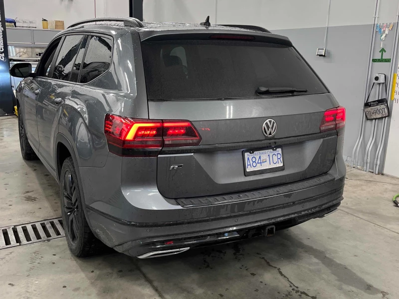 VW Atlas HIGHLINE R-LINE * * CARFAX * * АВТО КРЕДИТ * * , снимка 4 - Автомобили и джипове - 53013859