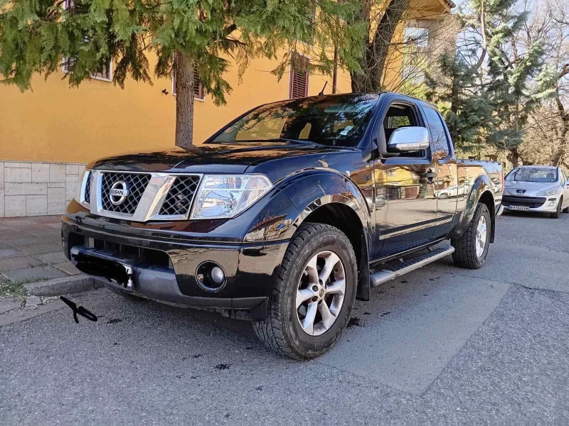 Nissan Navara, снимка 4 - Автомобили и джипове - 53210490