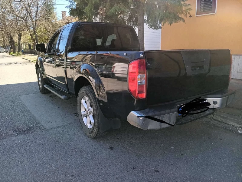 Nissan Navara, снимка 5 - Автомобили и джипове - 53210490