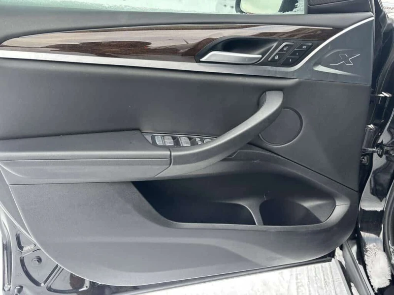 BMW X3 xDrive30i Sports Activity /CARFAX/Панорама/Подгрев, снимка 10 - Автомобили и джипове - 53597577