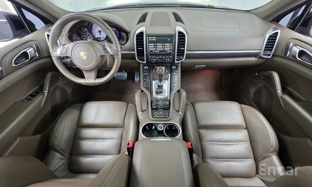 Porsche Cayenne 4.2 DIESEL * ОБДУХВАНЕ * БЕЗ ИНЦИДЕНТИ, снимка 9 - Автомобили и джипове - 55792219
