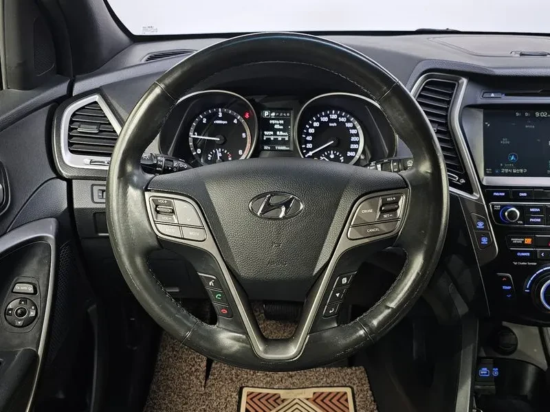 Hyundai Santa fe 2.0 CRDi 4WD - САМО 30% АВАНС, снимка 13 - Автомобили и джипове - 56021699