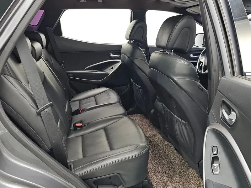 Hyundai Santa fe 2.0 CRDi 4WD - САМО 30% АВАНС, снимка 12 - Автомобили и джипове - 56021699