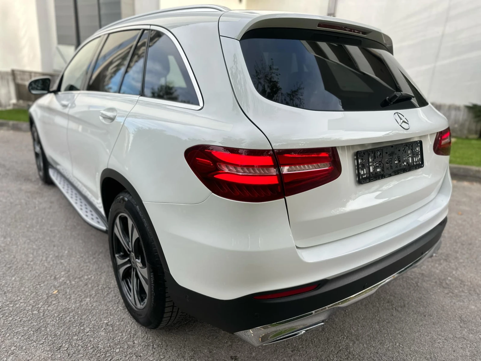 Mercedes-Benz GLC 350 d / 4 MATIC / ПАНОРАМА - изображение 5