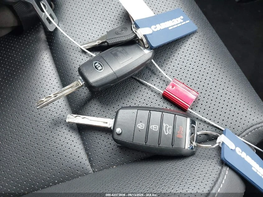 Kia Sportage 2.4L I-4 DI, DOHC, VVT, 181HP Front Wheel Drive - изображение 3