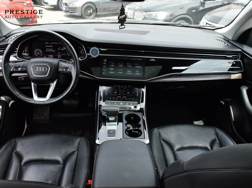 Audi Q8 Progressiv* PANO* ОБДУХ* 360* ДИГ.ТАБЛО - изображение 6