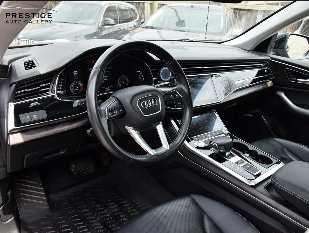 Audi Q8 Progressiv* PANO* ОБДУХ* 360* ДИГ.ТАБЛО - изображение 8