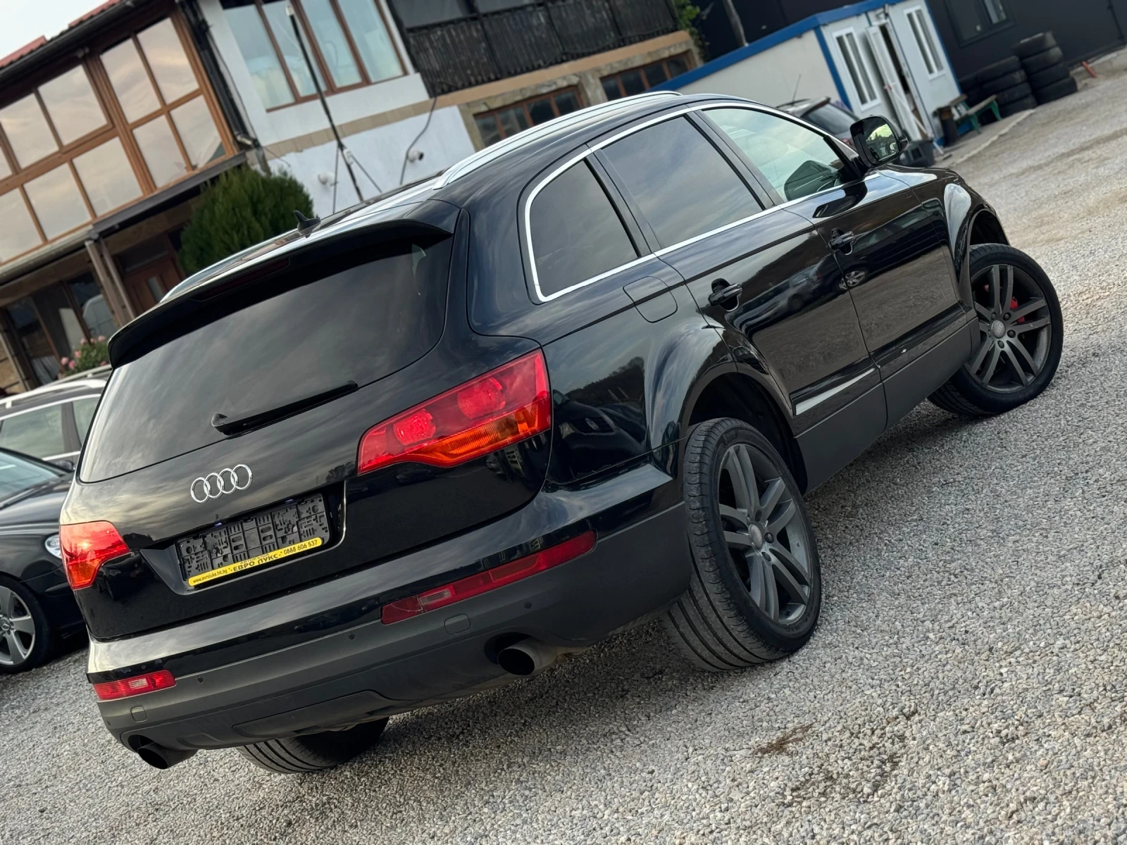 Audi Q7 3.0TDI 239кс КОЖА ПОДГРЕВ ПАНОРАМА 7-МЕСТА М-ЗОНА - изображение 6