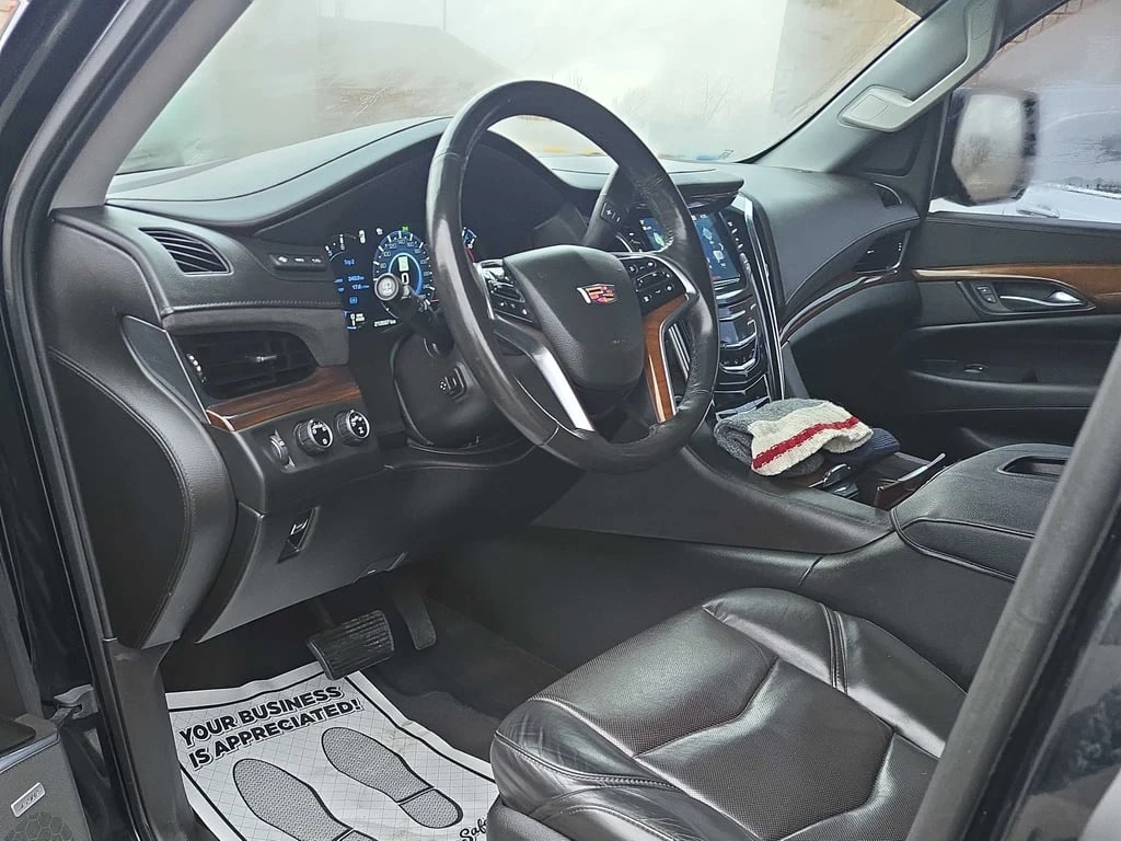 Cadillac Escalade * Premium Luxury * CARFAX *    | Mobile.bg   5