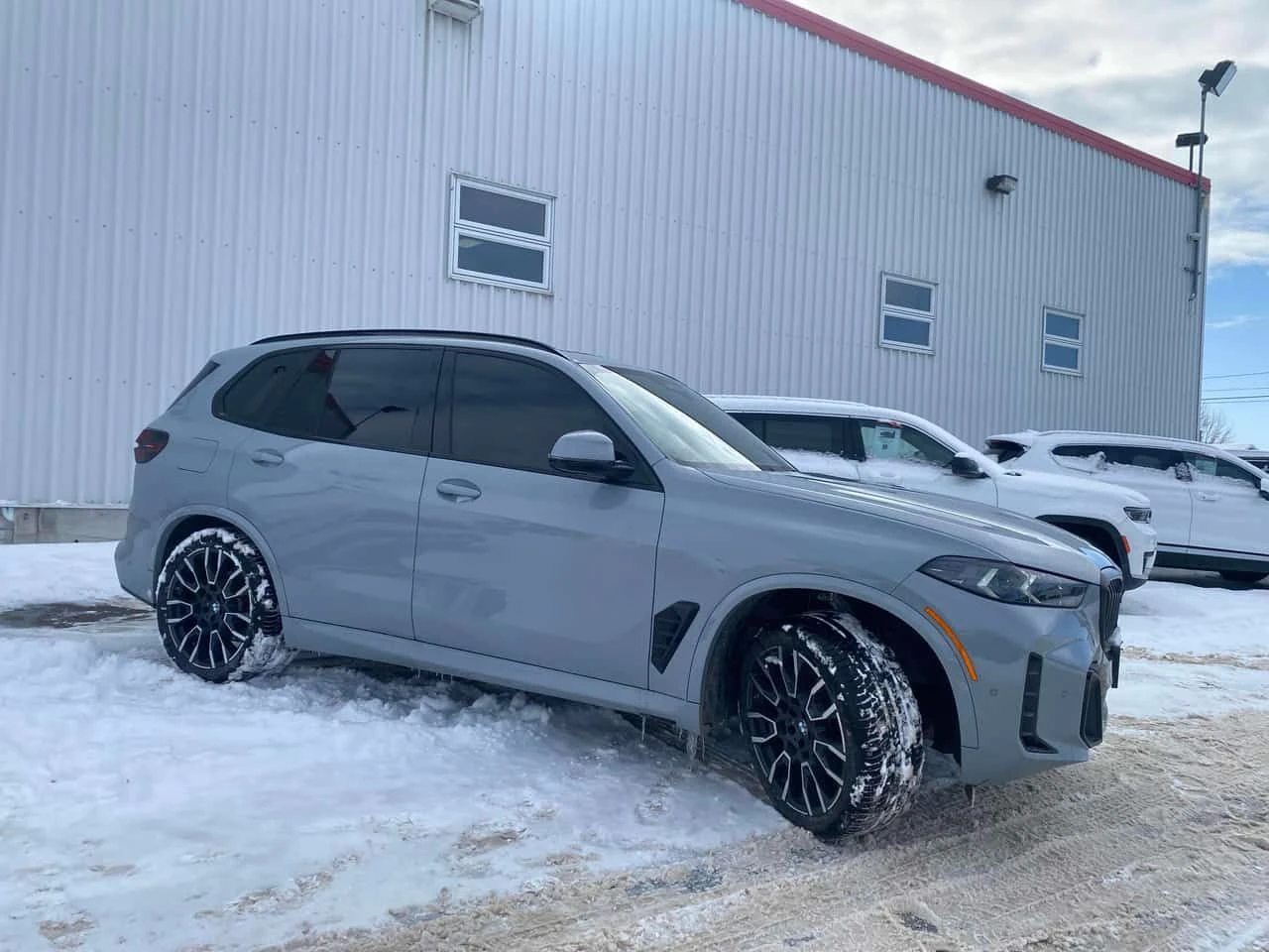 BMW X5 * xDrive40i * DISTRONIC* HARMAN/KARDON* 360* ОБДУХ - изображение 3