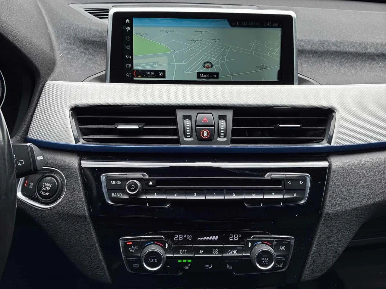 BMW X1 xDrive28i/CARFAX/ПАНОРАМА/ПОДГРЕВИ/ОТ BMW, снимка 9 - Автомобили и джипове - 53929696