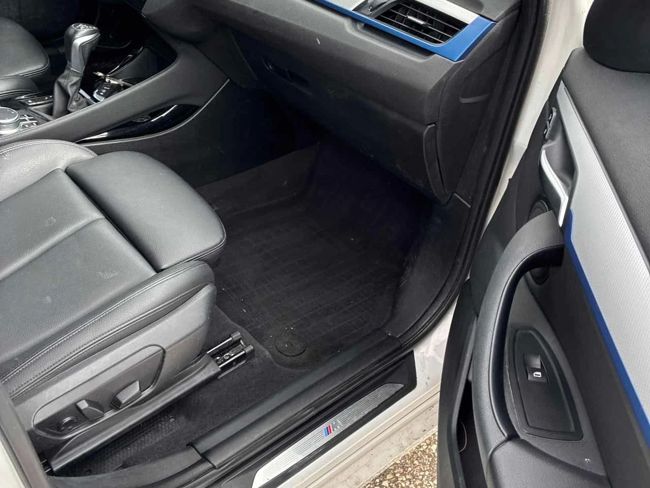 BMW X1 xDrive28i/CARFAX/ПАНОРАМА/ПОДГРЕВИ/ОТ BMW, снимка 13 - Автомобили и джипове - 53929696