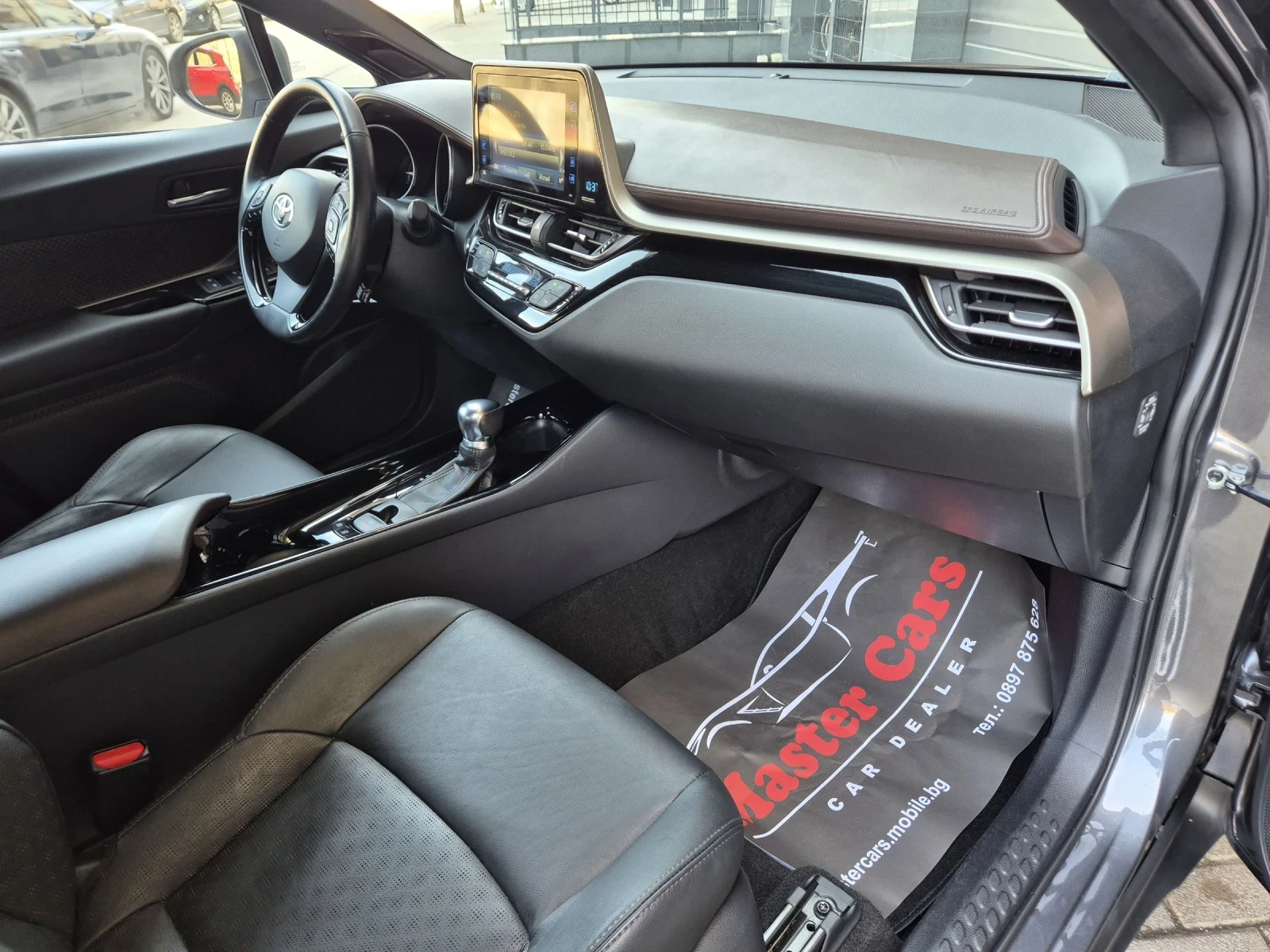 Toyota C-HR, снимка 10 - Автомобили и джипове - 53989796