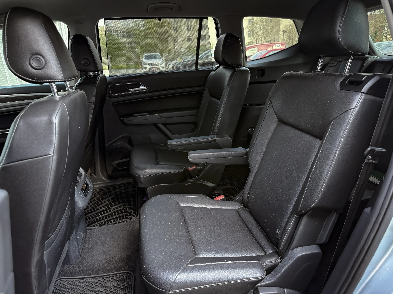 VW Atlas 3.6* V6* 4-MOTION* ЛИЗИНГ, снимка 15 - Автомобили и джипове - 54455130