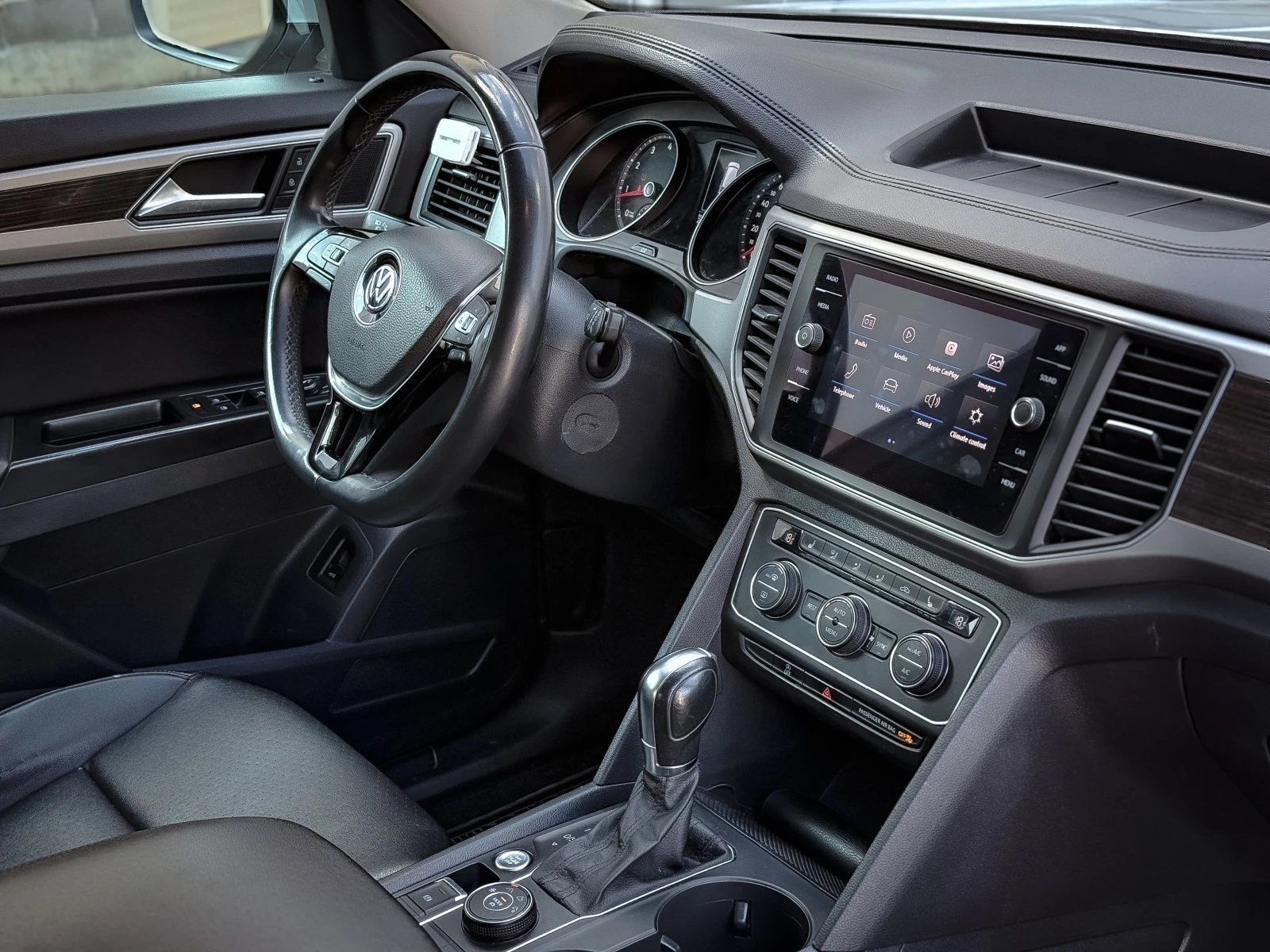 VW Atlas 3.6* V6* 4-MOTION* ЛИЗИНГ, снимка 8 - Автомобили и джипове - 54455130