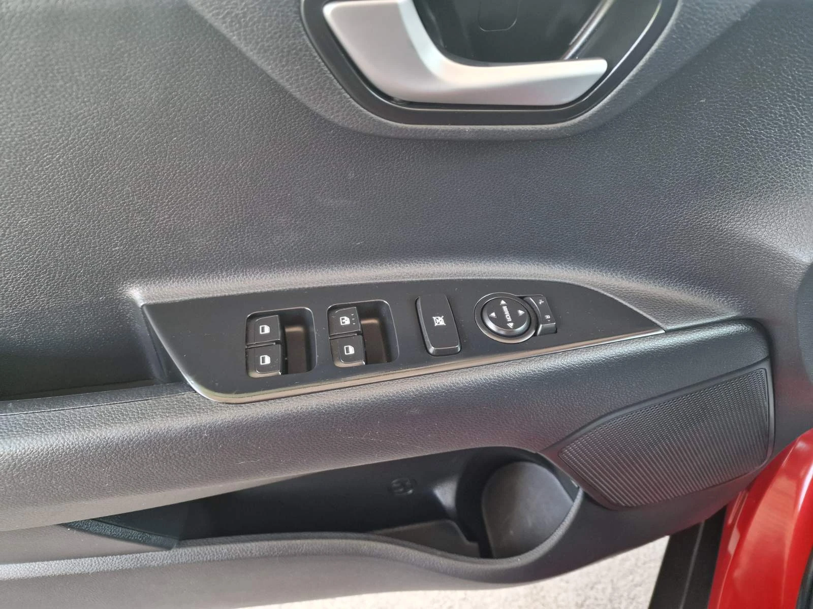 Kia Stonic 1.4I-ECO-GPL--ГАЗ-NAVI-CAMERA, снимка 14 - Автомобили и джипове - 55301717