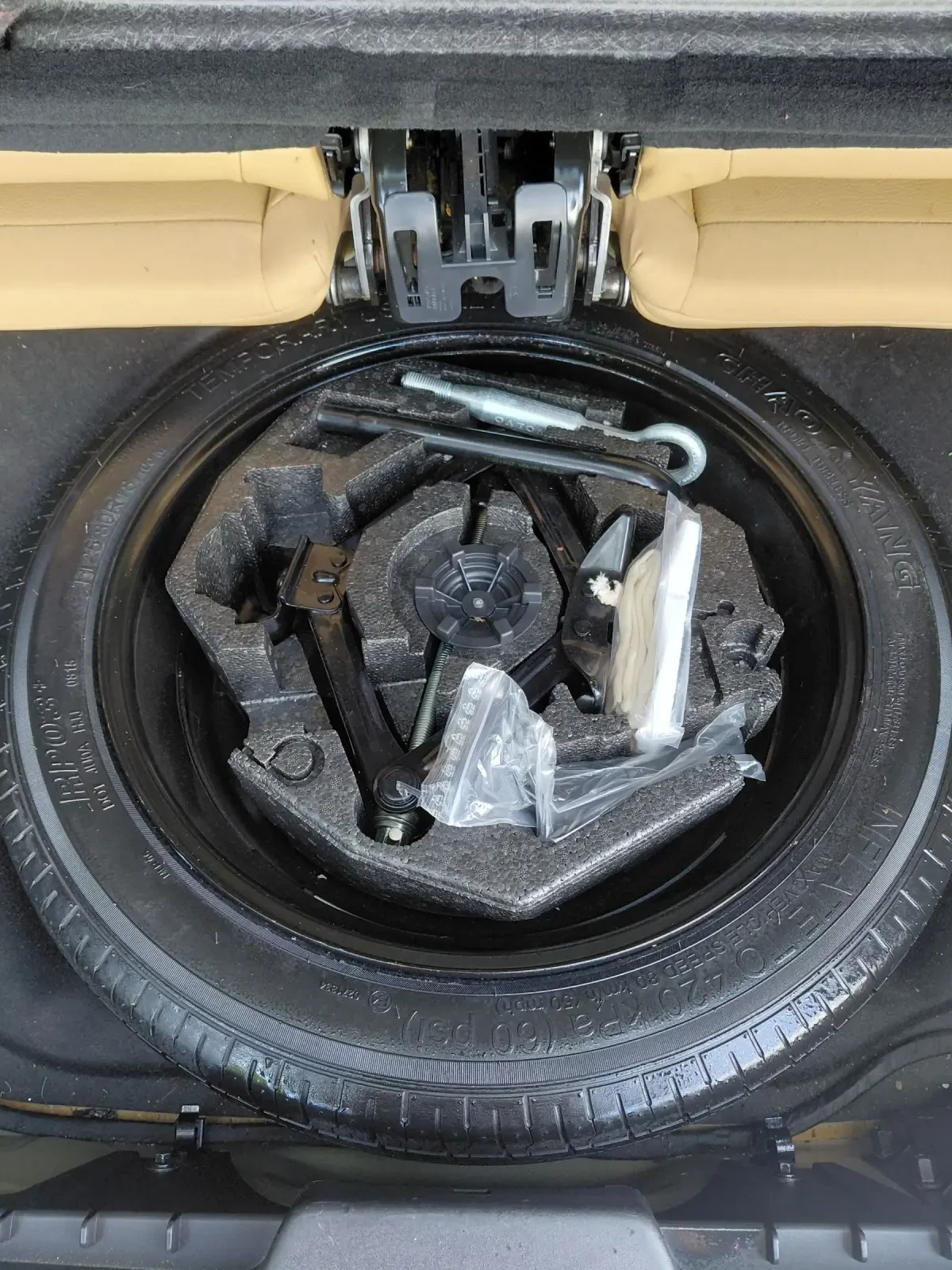 Volvo Xc90 MOMENTUM , Т 6, AWD, 7PASS, CARFAX, снимка 12 - Автомобили и джипове - 55375850