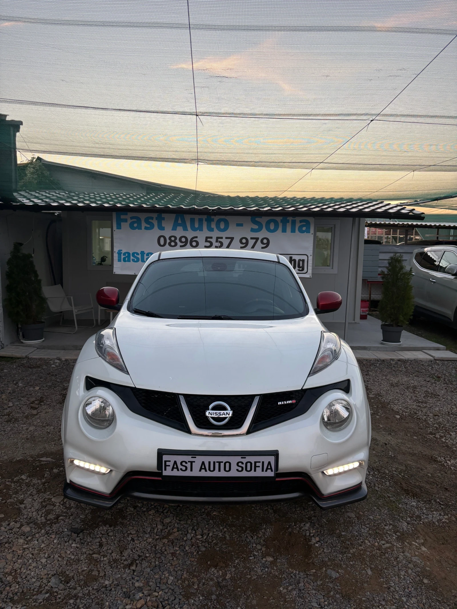 Nissan Juke 1.6T* Nismo RS, снимка 2 - Автомобили и джипове - 55556815