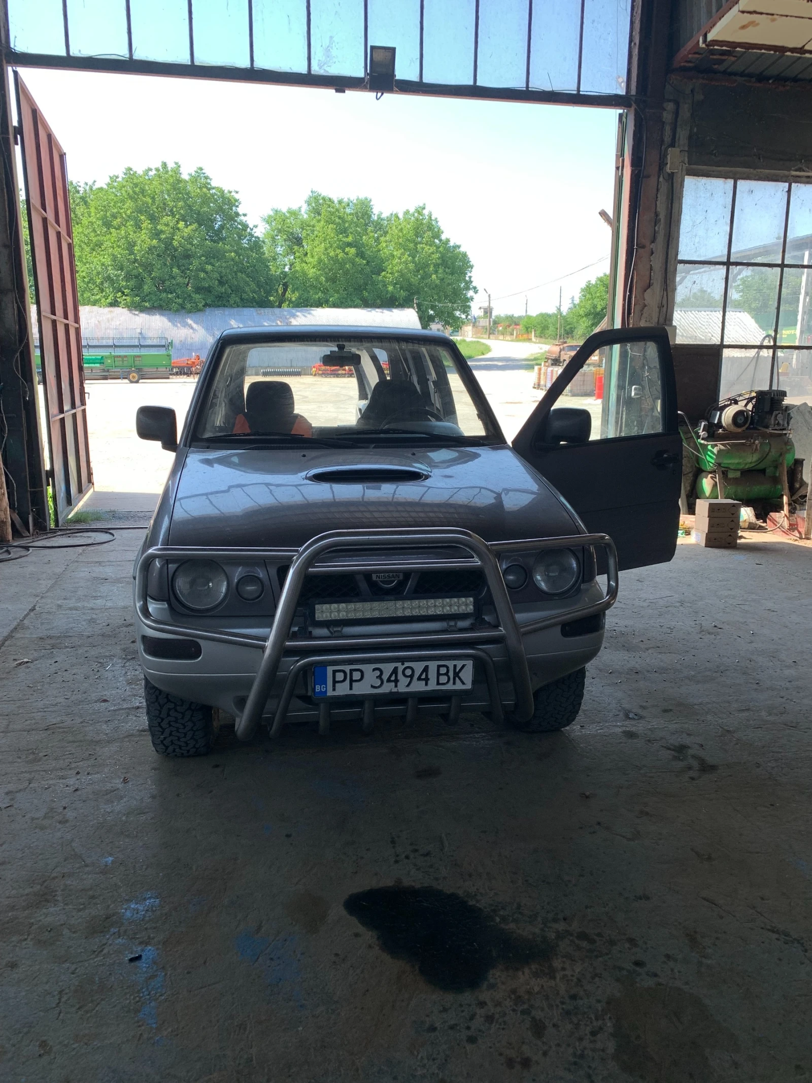 Nissan Terrano 2
