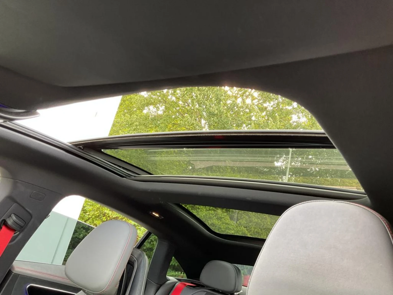 Mercedes-Benz EQE 350 AMG Line Leather LED Navi Panorama Camera | Mobile.bg � ����������� 16