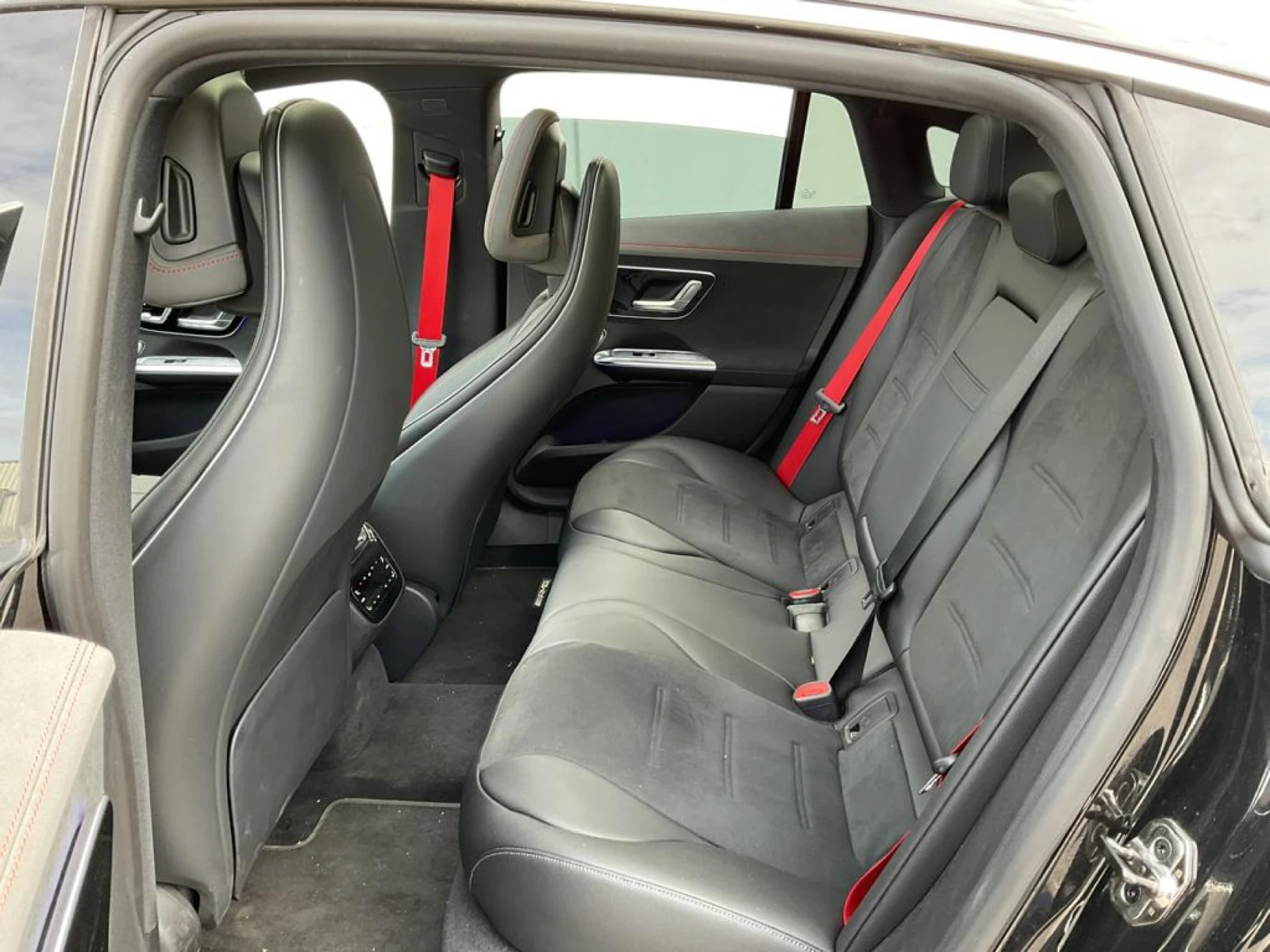 Mercedes-Benz EQE 350 AMG Line Leather LED Navi Panorama Camera | Mobile.bg � ����������� 8