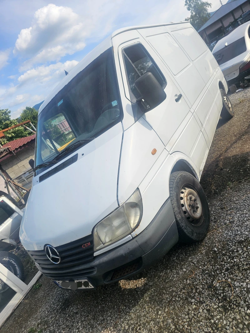 Mercedes-Benz 313 2.2 Топ !, снимка 12 - Бусове и автобуси - 51914798