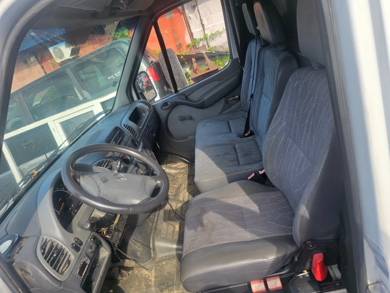 Mercedes-Benz 313 2.2 Топ !, снимка 13 - Бусове и автобуси - 51914798