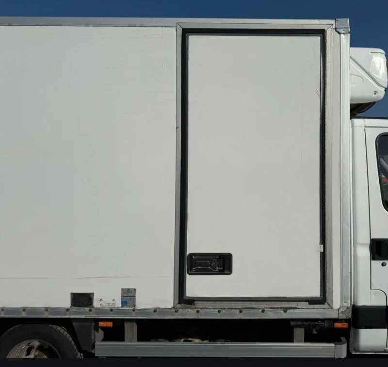 Iveco Daily ХЛАДИЛЕН ФУРГОН, снимка 6 - Бусове и автобуси - 52777069