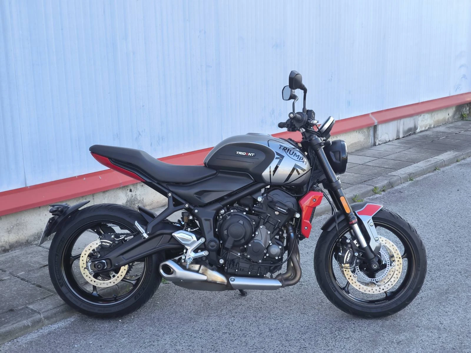 Triumph Trident 660, снимка 2 - Мотоциклети и мототехника - 56269330
