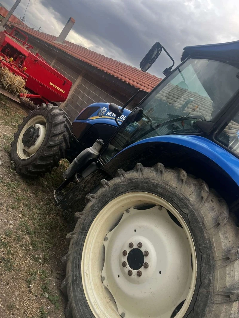 Трактор New Holland t D5 85 к.с, снимка 3 - Селскостопанска техника - 47871805