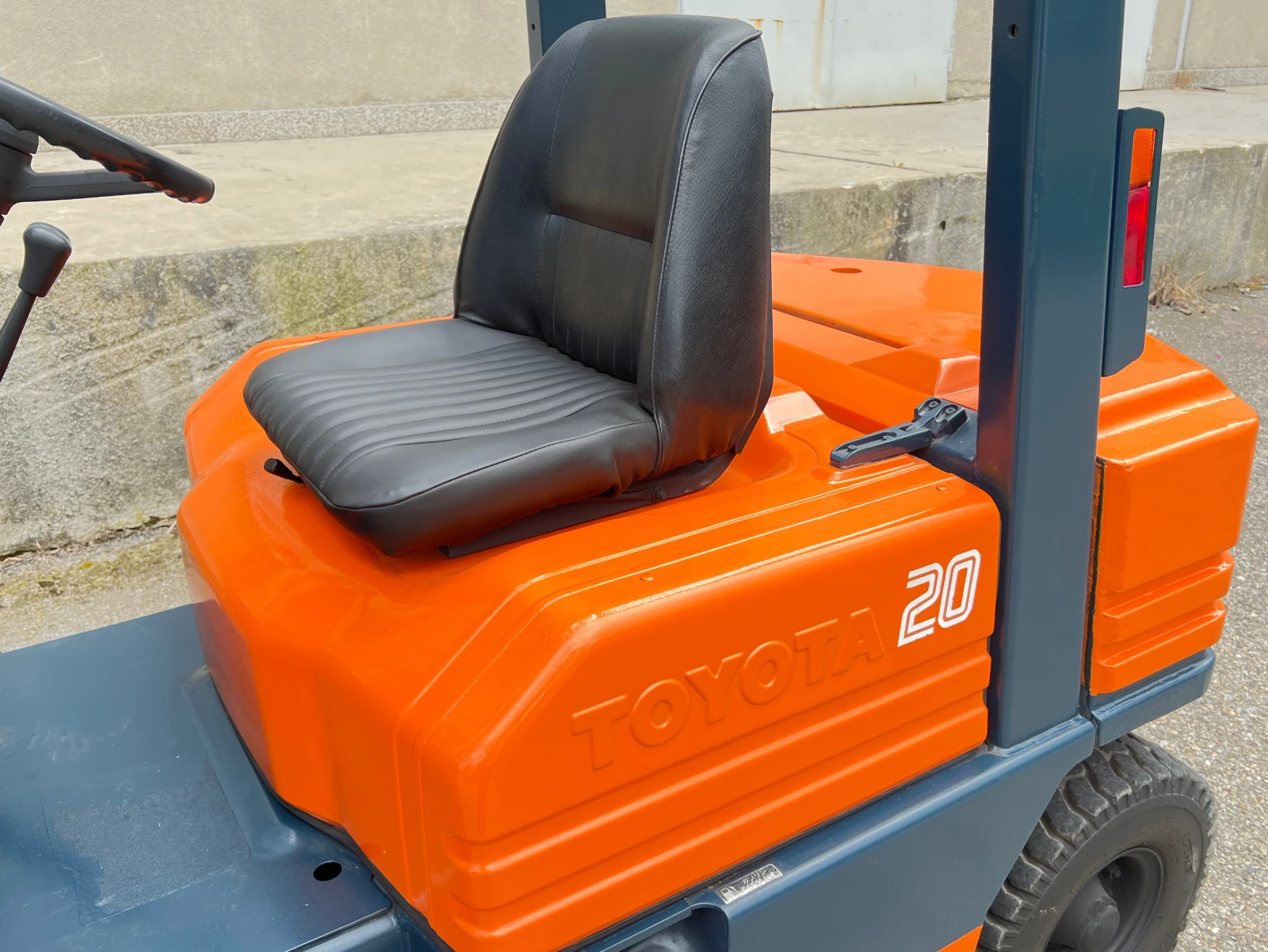  Toyota 2 / . / 3.5    | Mobile.bg   11