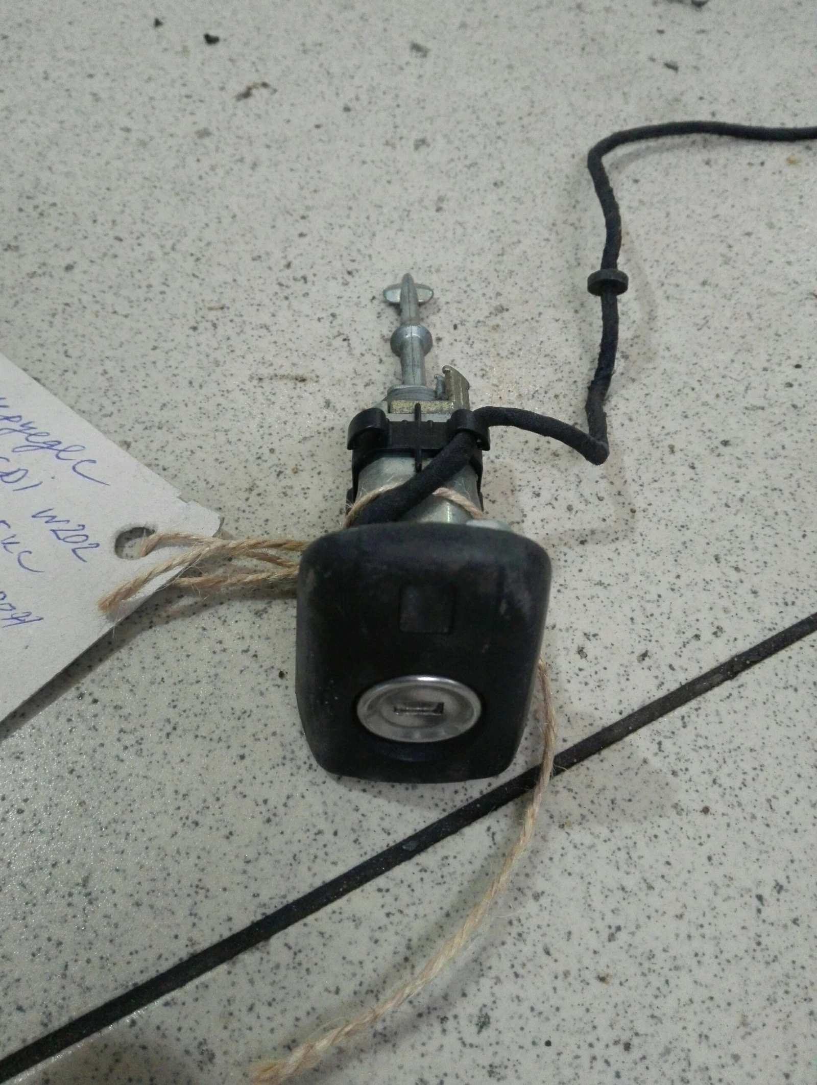      220 w202 00. | Mobile.bg   1