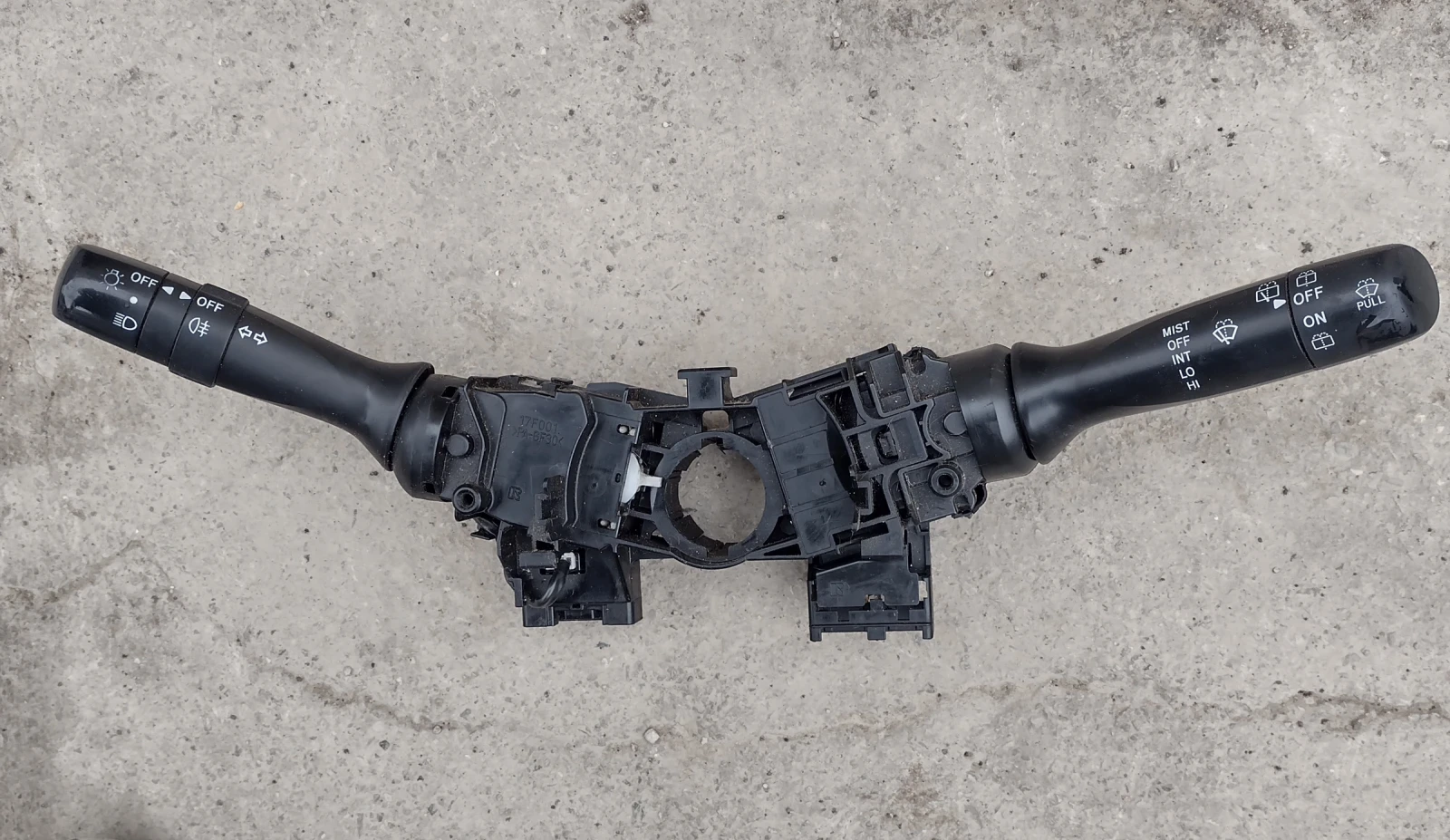 173848  /  17F001    /  PEUGEOT 107, TOYOTA AYGO | Mobile.bg   1