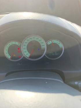 Toyota Corolla verso 1.8, снимка 7