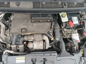 Peugeot 308 1, 6 Blue HDi, ПЕРФЕКТНО, ЛИЗИНГ , снимка 16