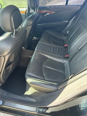 Mercedes-Benz E 320, снимка 10
