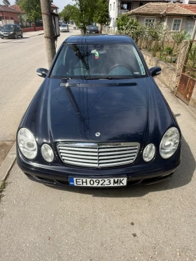 Mercedes-Benz E 200, снимка 1
