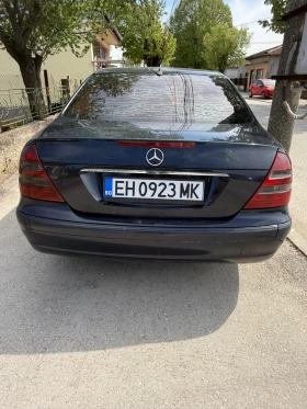 Mercedes-Benz E 200, снимка 2